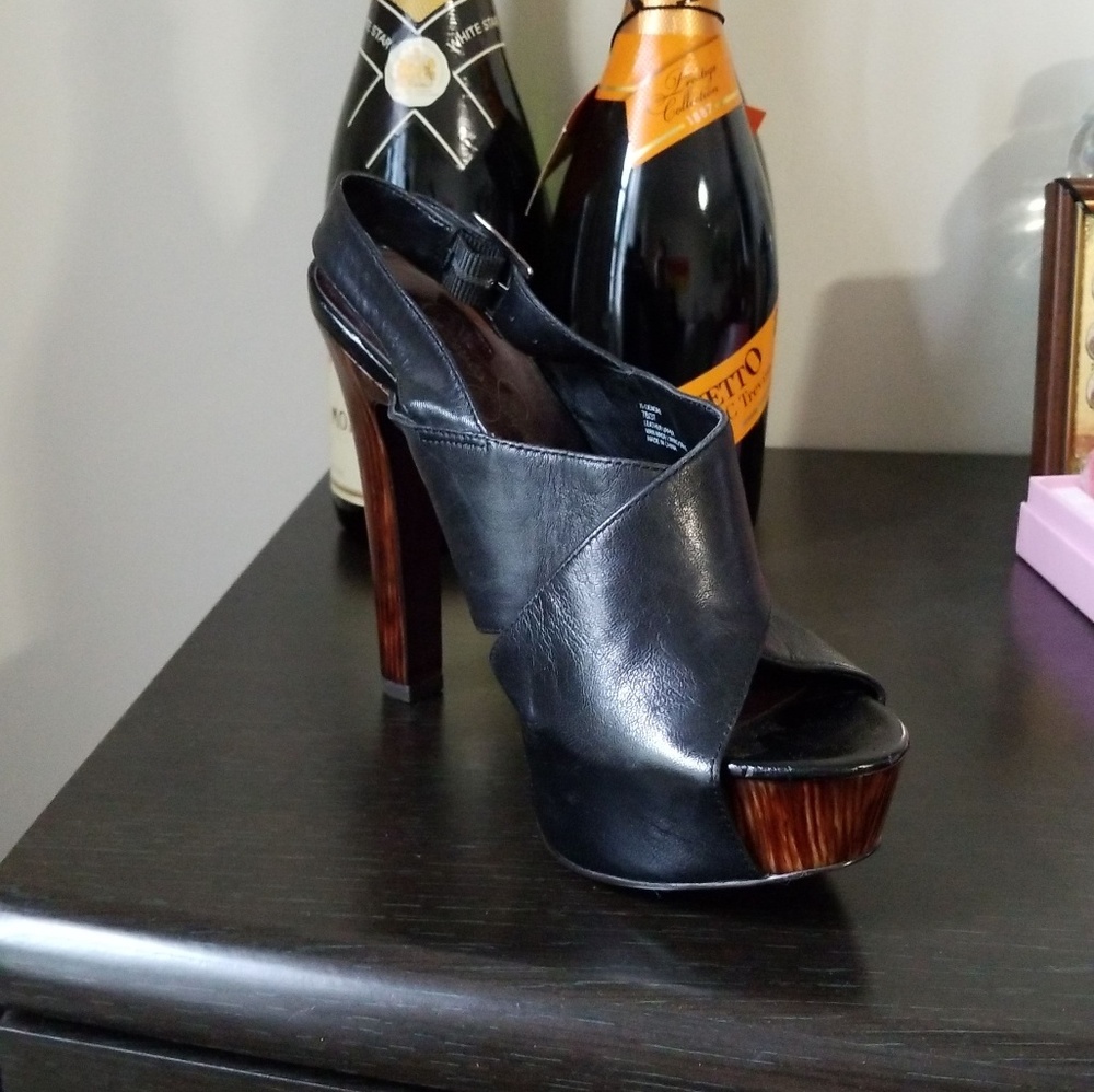 Shoes - Picture 2 of 2